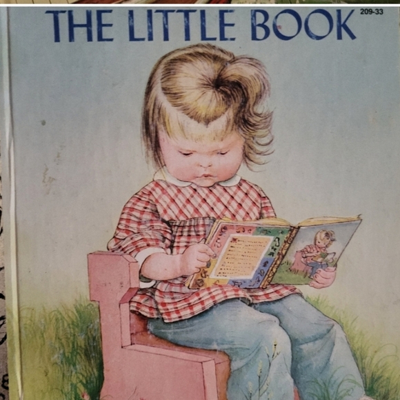 4 Little Golden Book Children's Literary Assortment - Picture 4 of 5